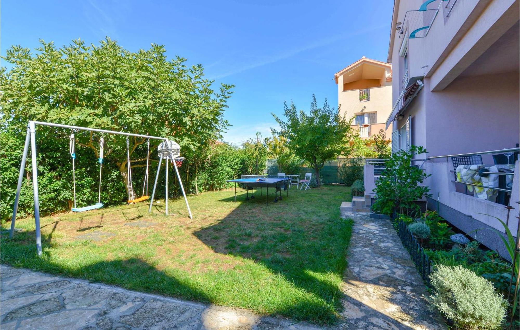 1 Bedroom Nice Apartment In Zadar Extérieur photo