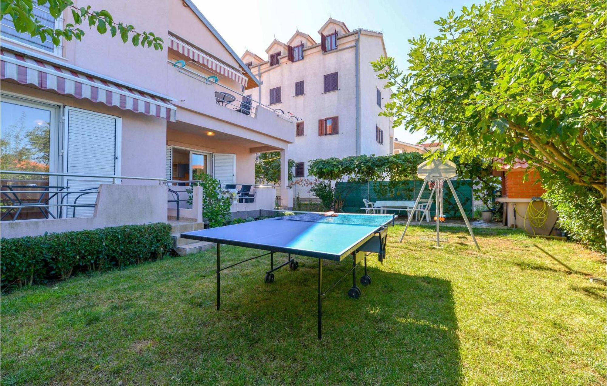 1 Bedroom Nice Apartment In Zadar Extérieur photo